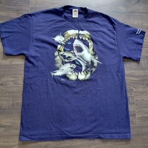 Vintage 2004 Sharks T Shirt - Size XL -  Blue - Neat Graphic Shark Species Jaw